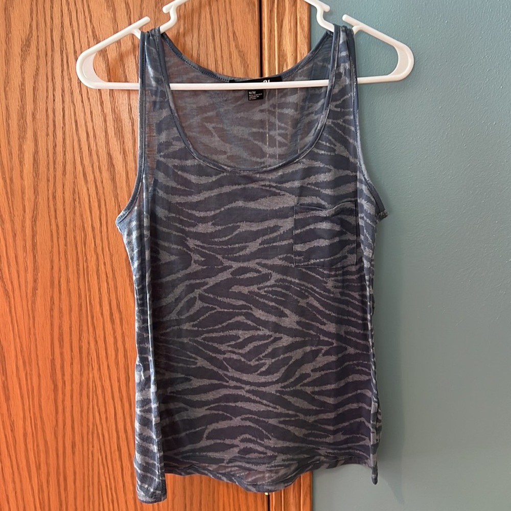 Forever 21 Blue Grey Zebra Print Tank Top Size Medium Sheer Summer Animal Casual - Picture 1 of 6